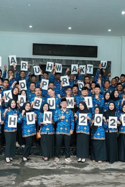 78 ORANG PEGAWAI HONORER SEKRETARIAT DPRD SUKABUMI RESMI DILANTIK PPPK PARUH WAKTU