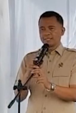 HERA ISKANDAR HADIRI ACARA PANEN JAGUNG SERENTAK